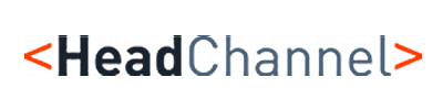 Logo HeadChannel z pomarańczowymi nawiasami i granatowo-fioletowym napisem